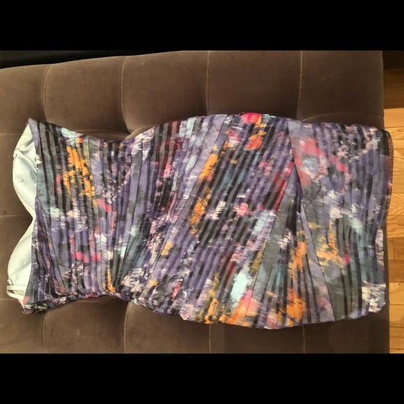 BCBG dress - Picture 3 of 5